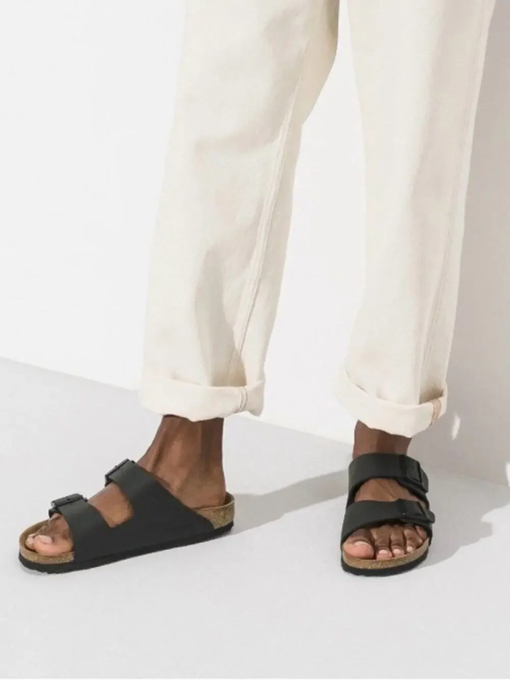 BIRKENSTOCK Arizona Men's Sz 10 Black Leather Two-Strap Sandals Cork Footbed